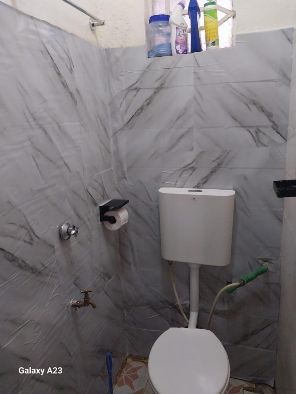 Hawls Apartment Кісуму Екстер'єр фото